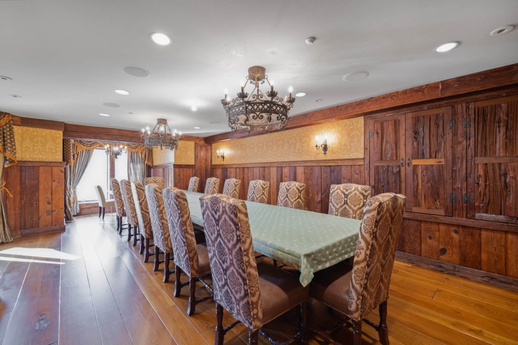 Greenwood Lake Castle interior photos dining