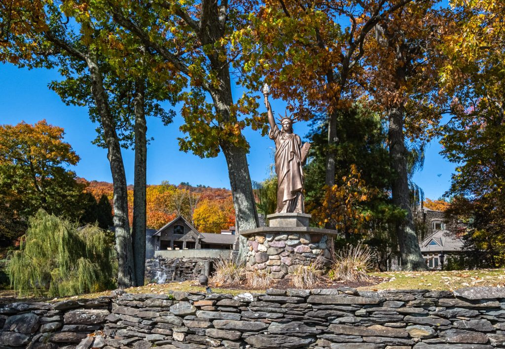 Greenwood Lake Castle exterior photos statue of liberty